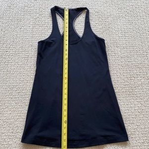 Black lululemon reversible swiftly racer back tank
